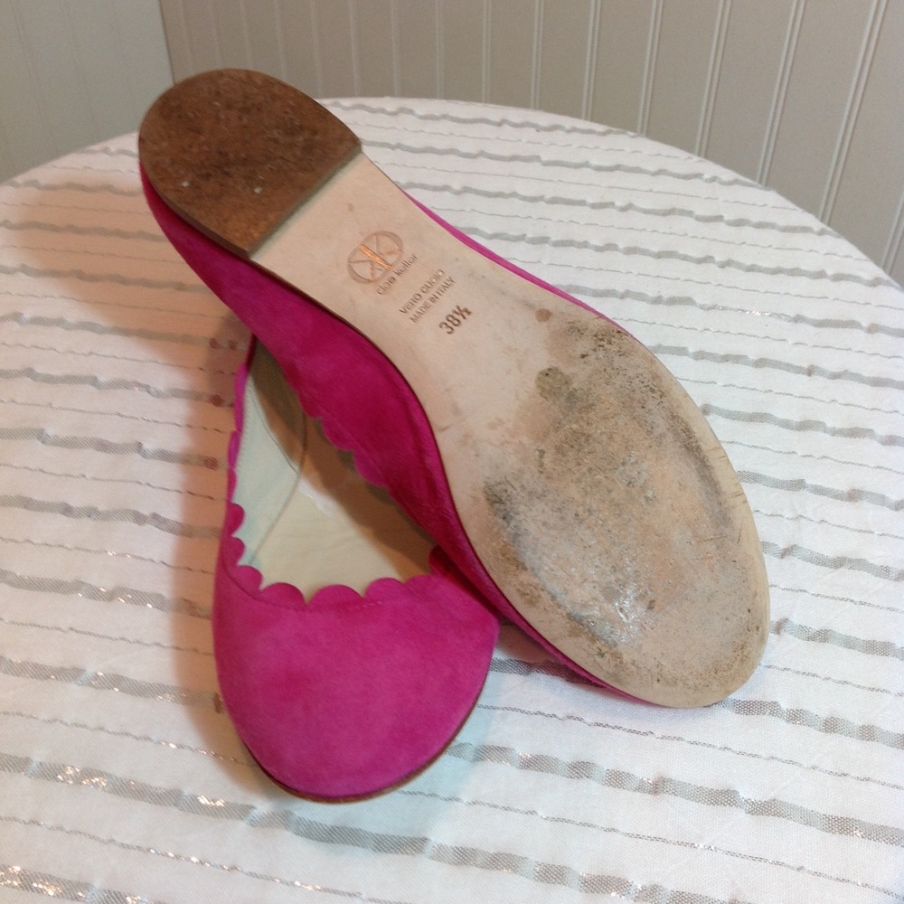 Dee Keller Fuchsia Suede Ballet Flats. 8.5 - Picture 6 of 6